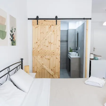 White Wave 2 Kamári