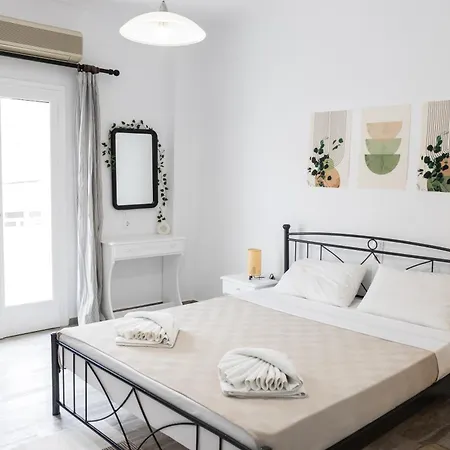 White Wave 2 Kamári